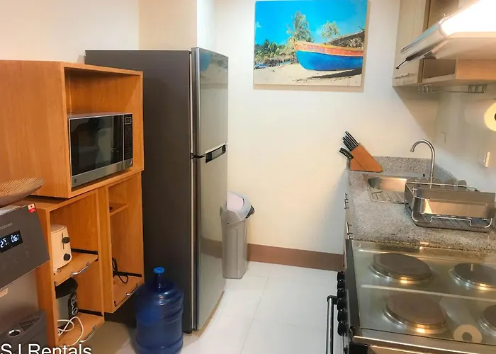 Apartment 2 Bedroom At Midpoint Residences With View Mandaue City